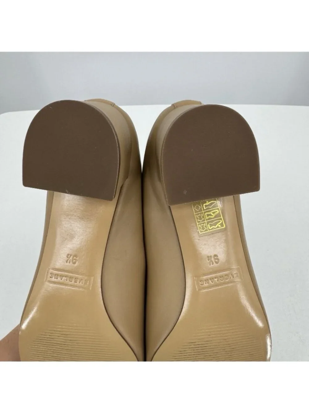 Everlane Italian Leather Day Heel Light Taupe 9.5 Women's Elastic Back Comfort